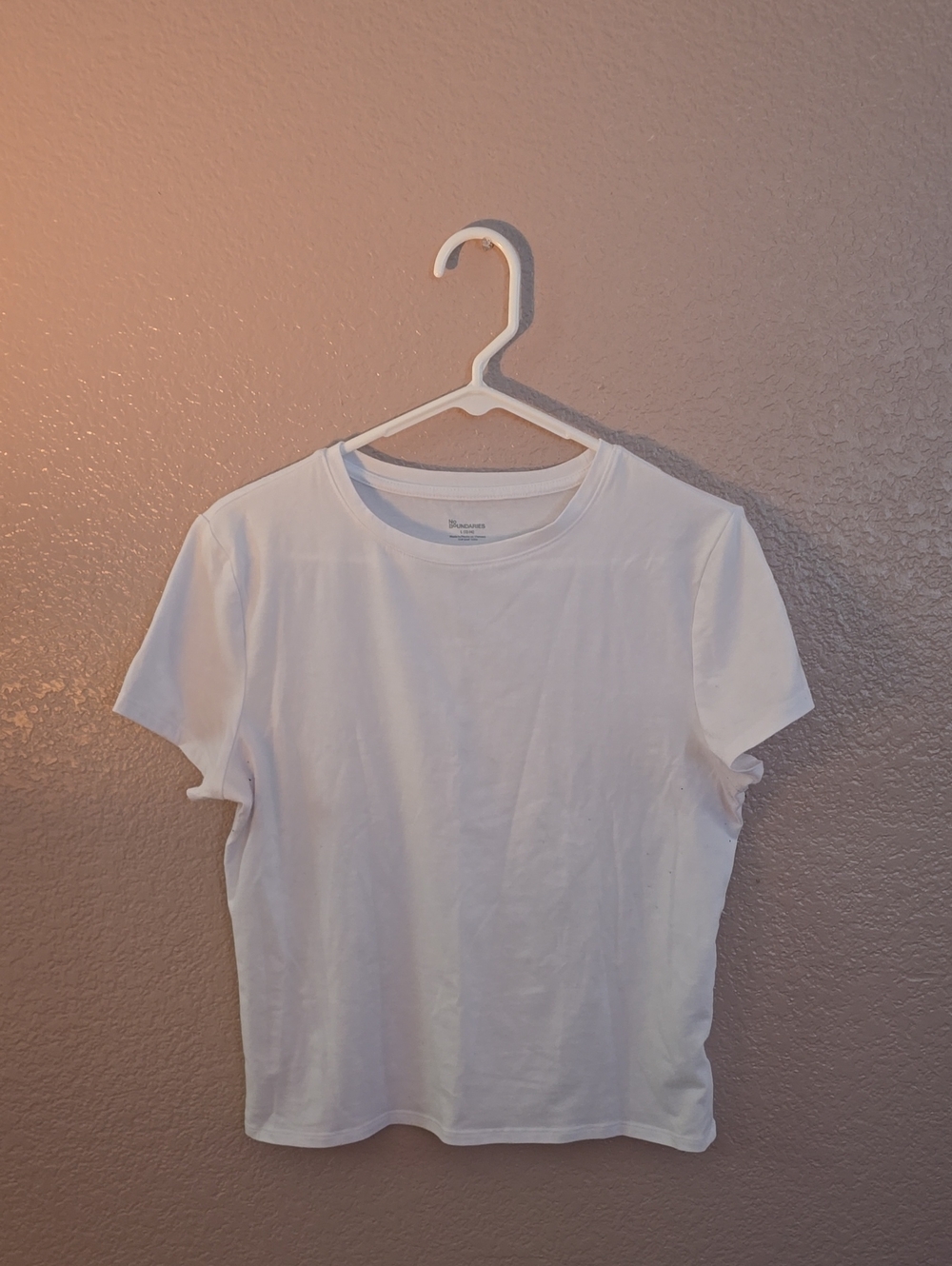 No Boundaries White Short-Sleeve Crewneck Tee
